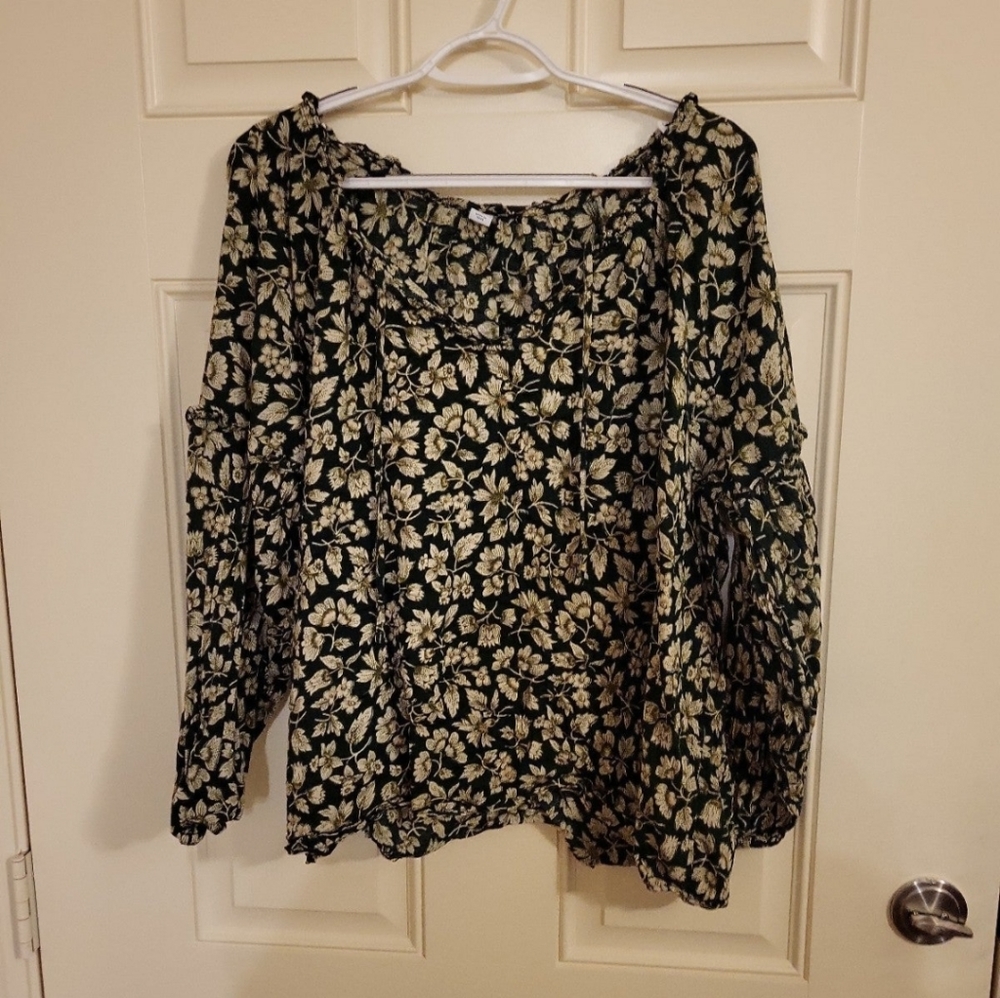 Floral Print Blouse (XL)